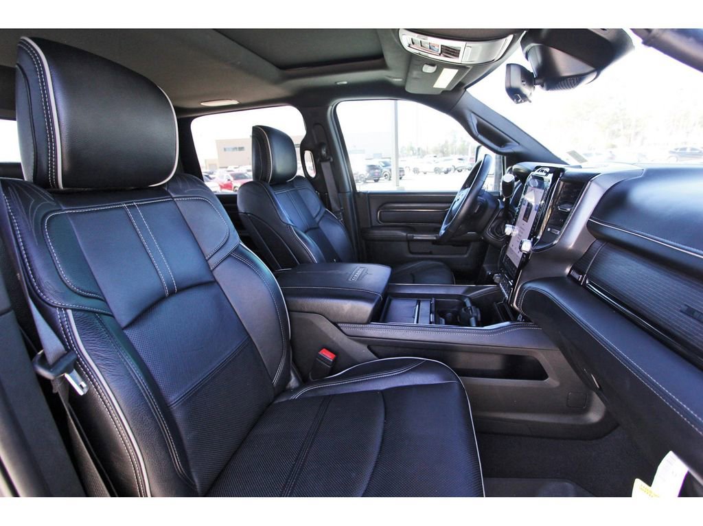 Used 2024 RAM 3500 Limited image 26