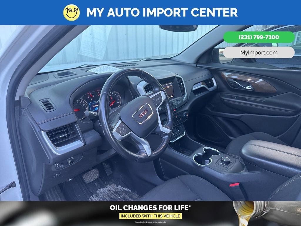 Used 2020 GMC Terrain SLE w/ Elevation Edition image 8