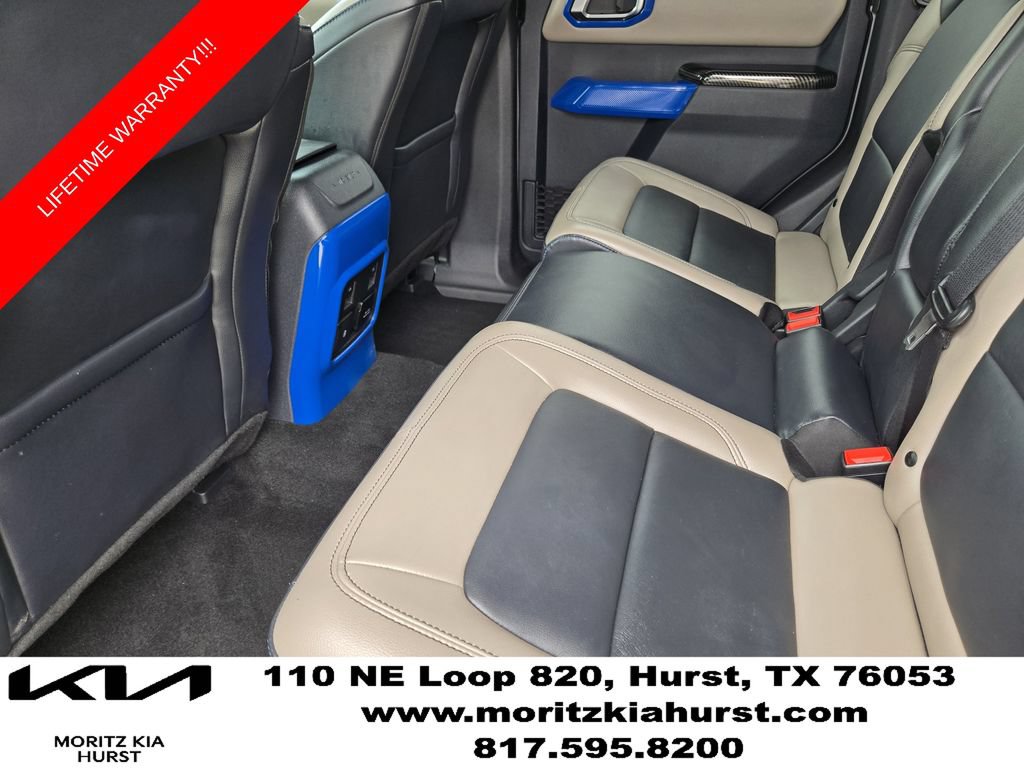 Used 2023 Ford Bronco Wildtrak AWD/4WD image 30