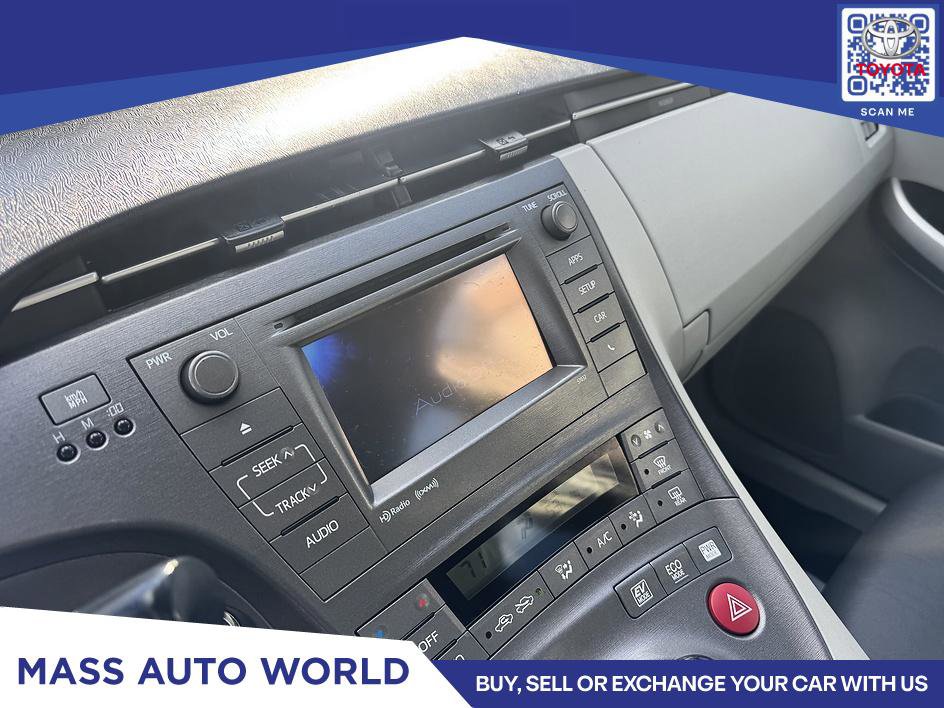 Used 2013 Toyota Prius Three image 7