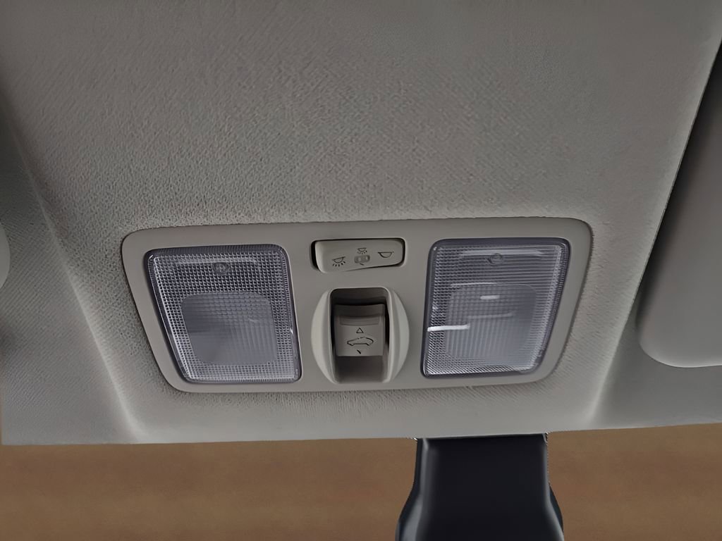 Certified 2024 Hyundai Venue SEL image 29