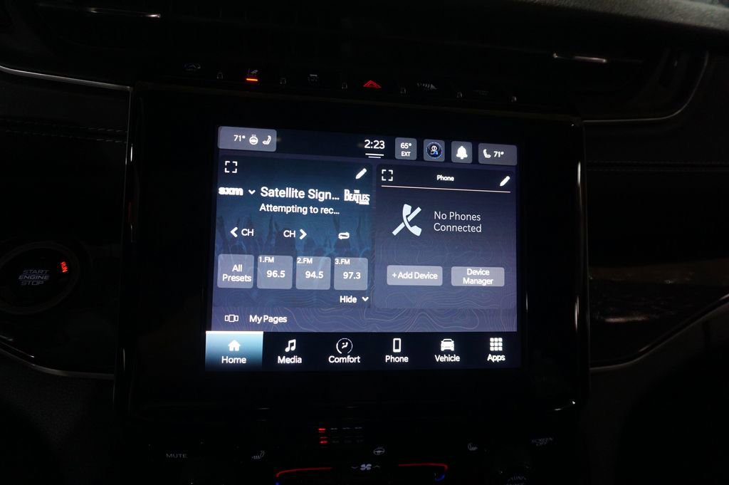 Used 2022 Jeep Grand Cherokee Altitude AWD/4WD image 10