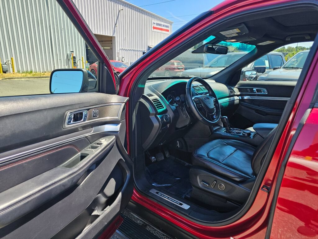 Certified 2018 Ford Explorer Sport AWD/4WD image 14