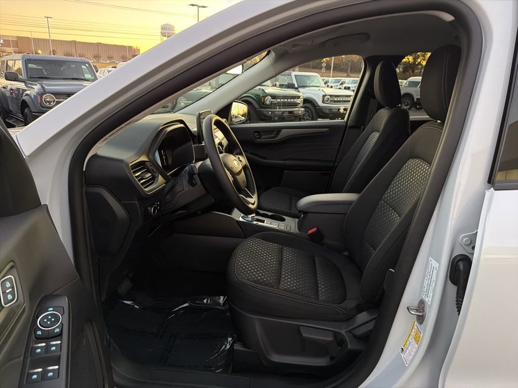 New 2026 Ford Escape Active image 10