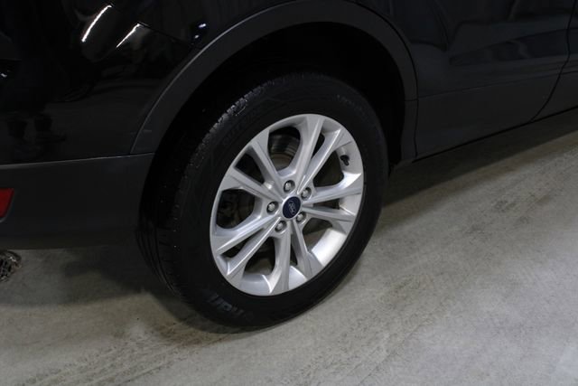 Used 2017 Ford Escape SE image 27