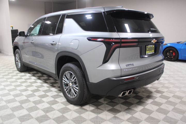 Certified 2024 Chevrolet Traverse LS image 8