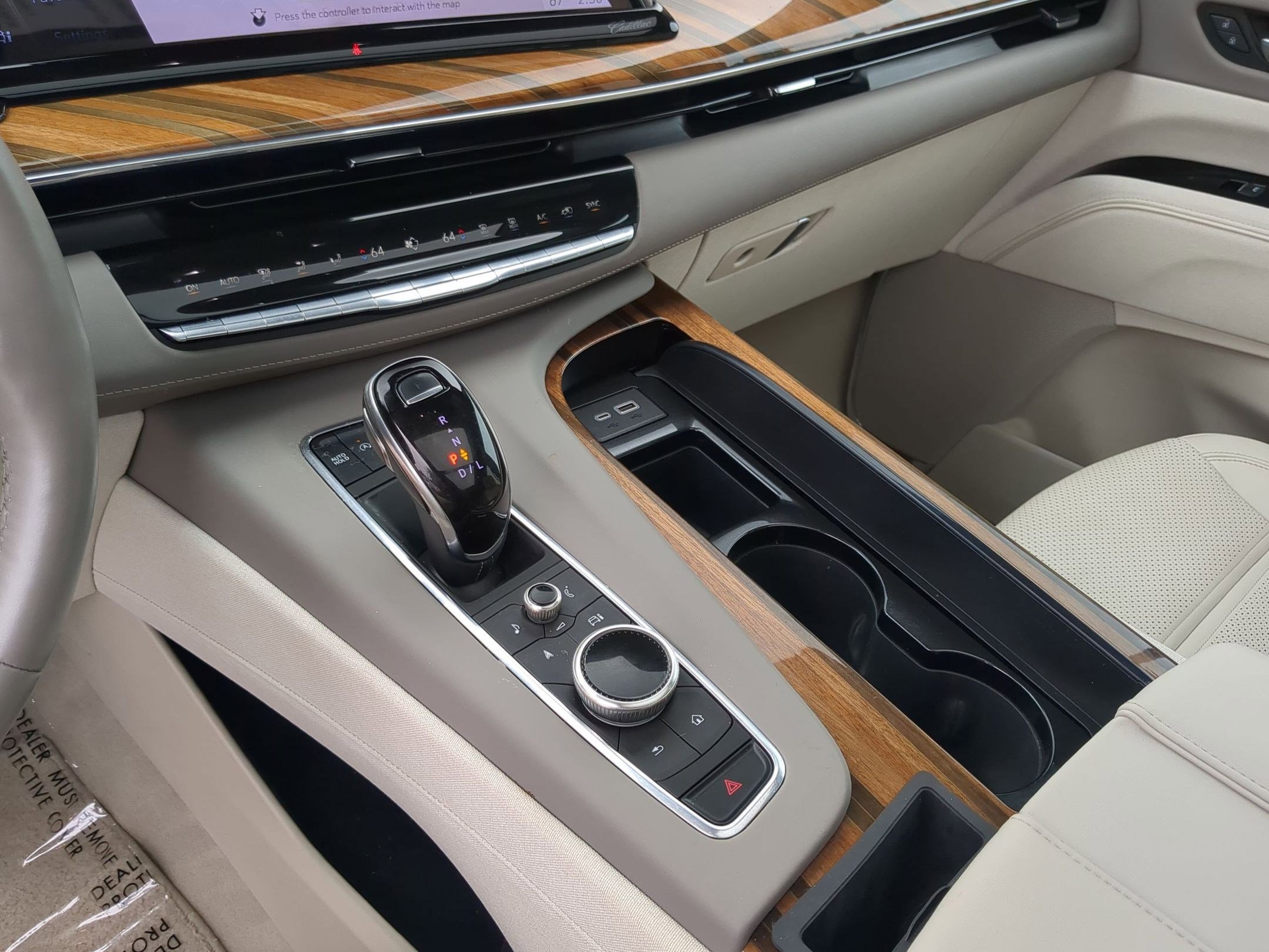 Used 2024 Cadillac Escalade Sport Platinum AWD/4WD image 20