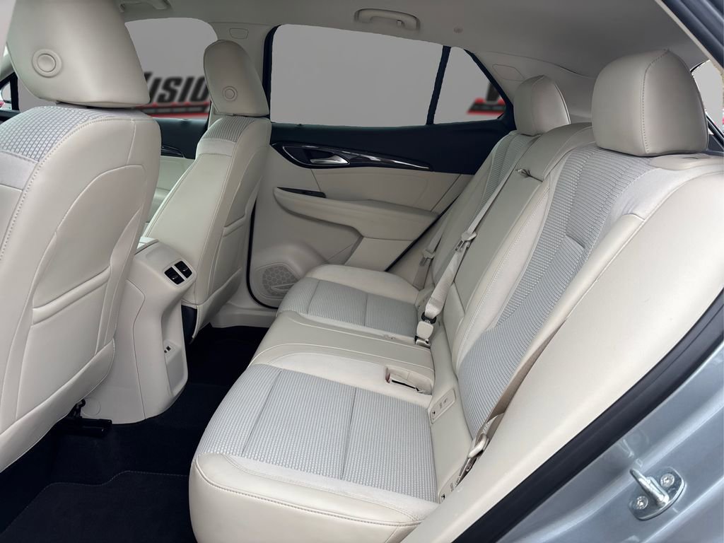 Used 2023 Buick Envision Preferred image 10