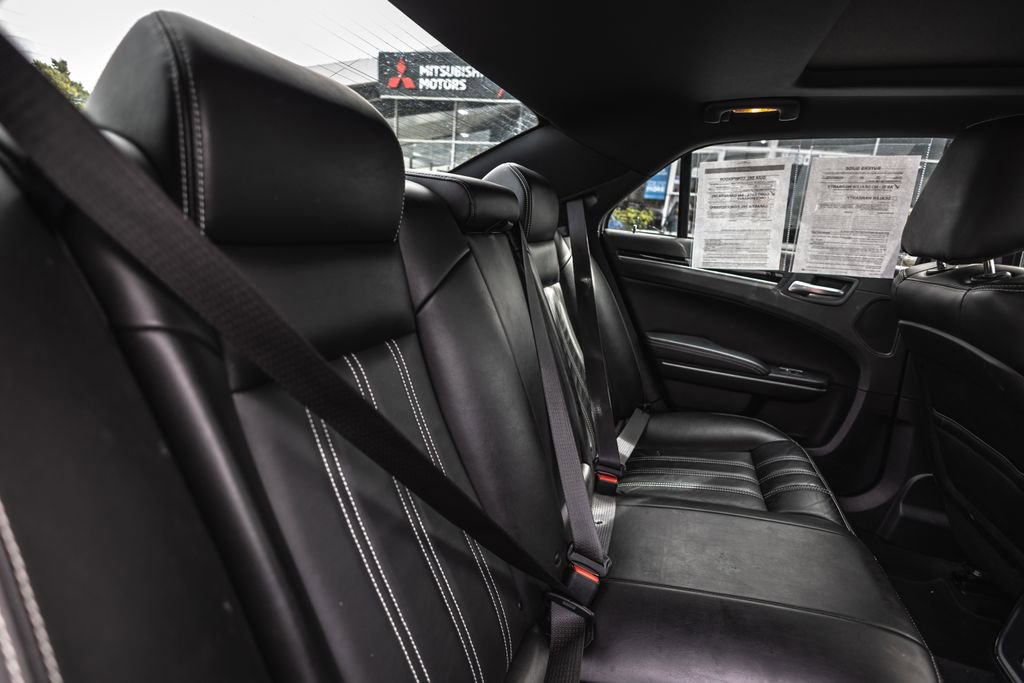 Used 2023 Chrysler 300 S RWD image 33