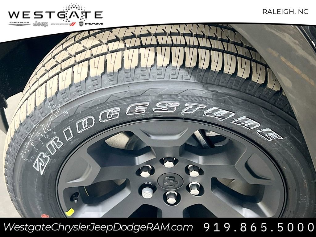 New 2026 RAM 1500 4x4 Crew Cab image 22