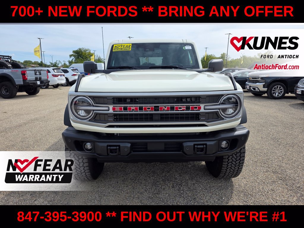 New 2026 Ford Bronco Outer Banks w/ Sasquatch Package AWD/4WD image 2