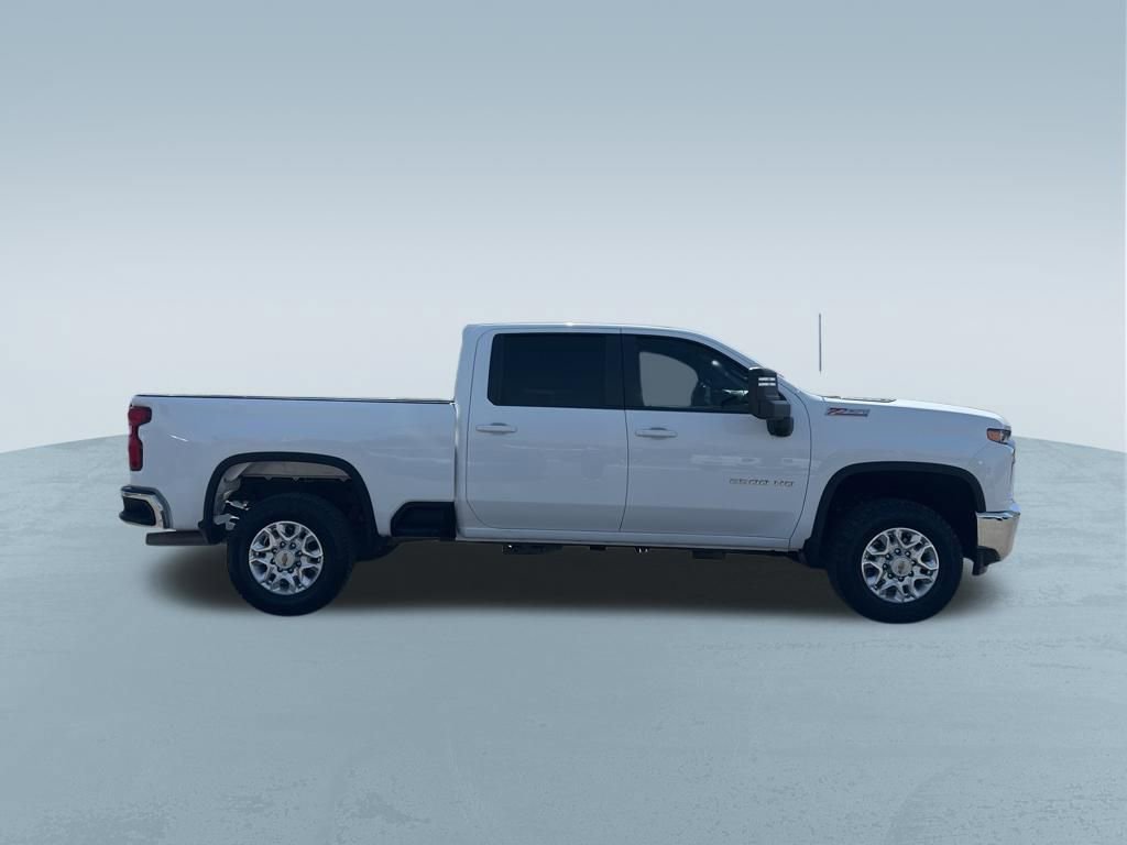 Used 2023 Chevrolet Silverado 2500 LT image 9