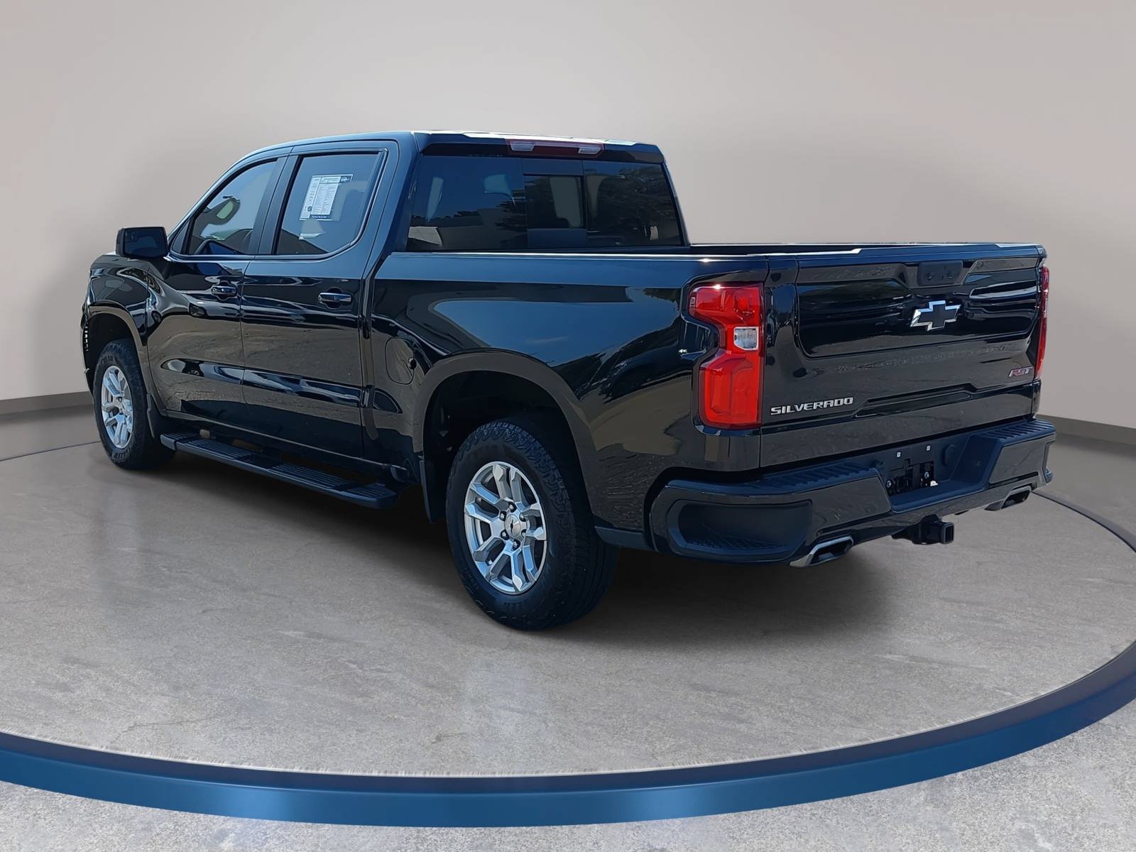 Used 2024 Chevrolet Silverado 1500 RST w/ Convenience Package II AWD/4WD image 7