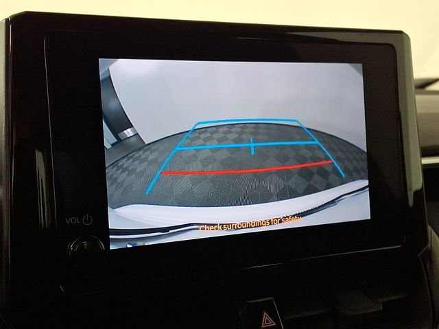 Used 2024 Toyota Corolla LE image 4