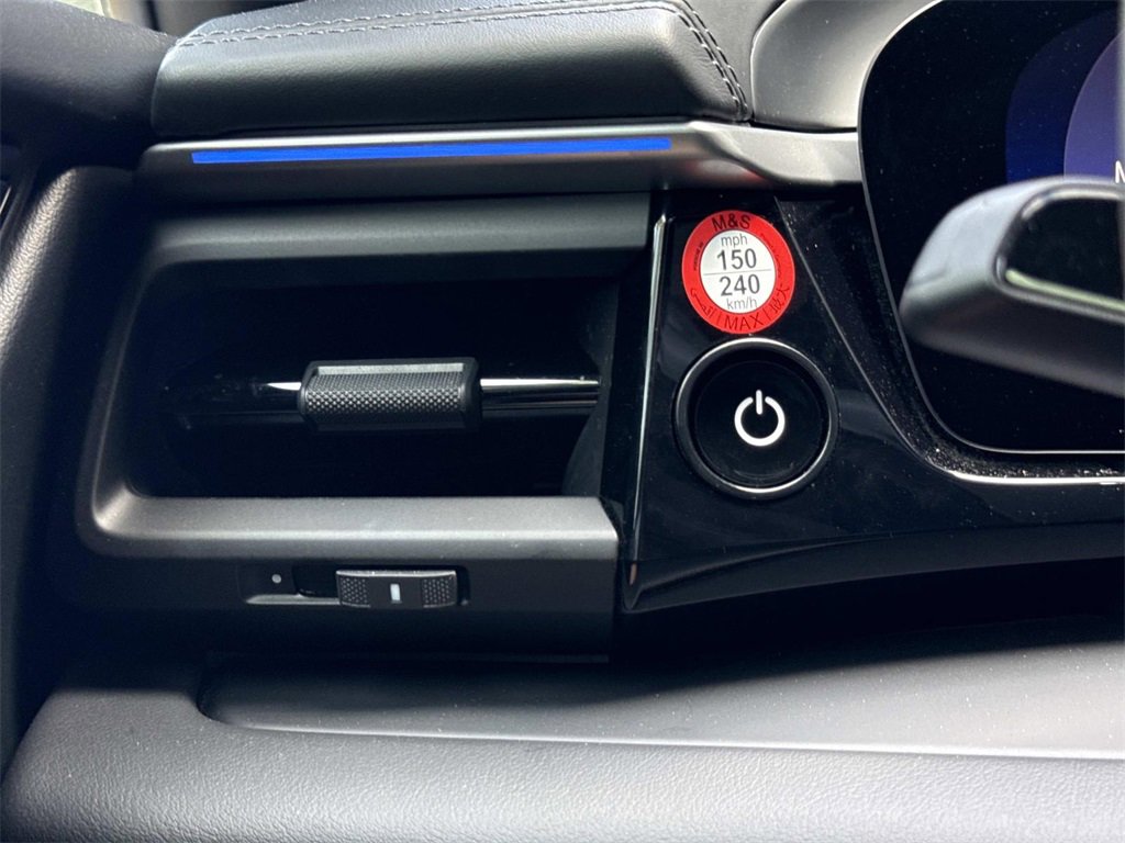 Used 2024 Porsche Macan 4 Electric image 12