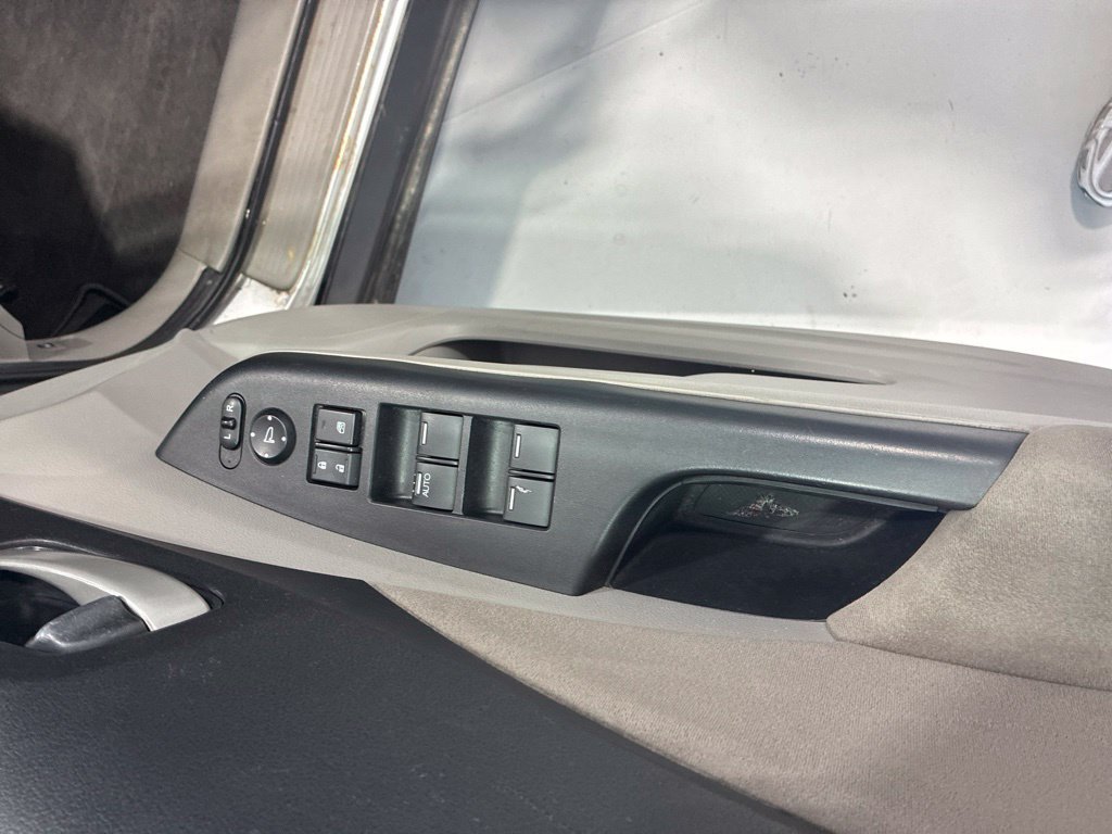 Used 2013 Honda CR-V EX image 9