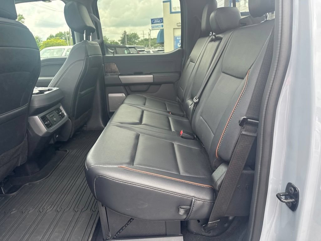 Used 2025 Ford F350 Lariat w/ Lariat Ultimate Package AWD/4WD image 30