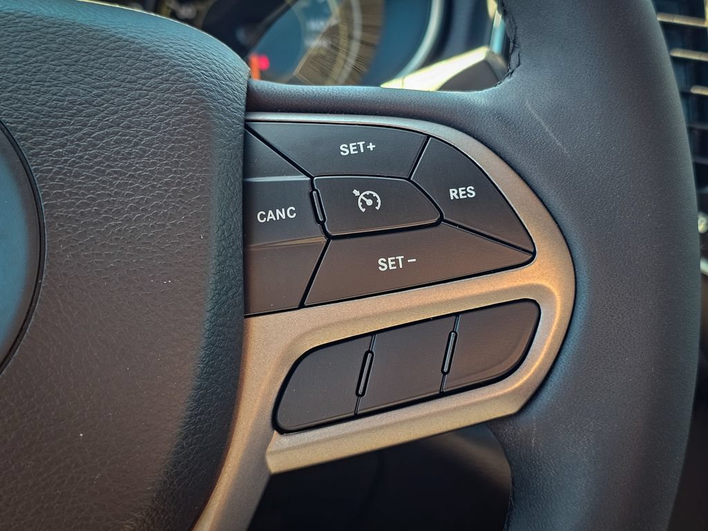 Certified 2022 Jeep Cherokee Latitude Lux AWD/4WD image 19