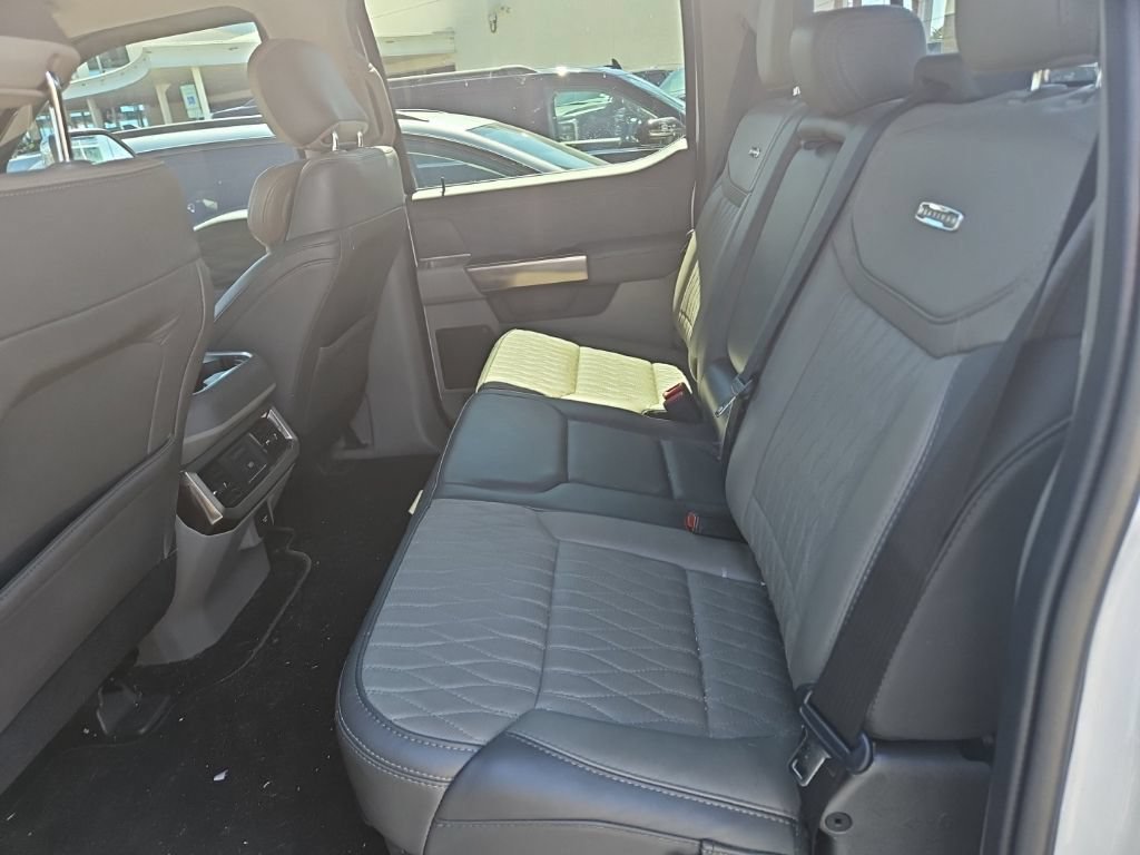 Used 2026 Ford F350 Platinum w/ Platinum Plus Package AWD/4WD image 2