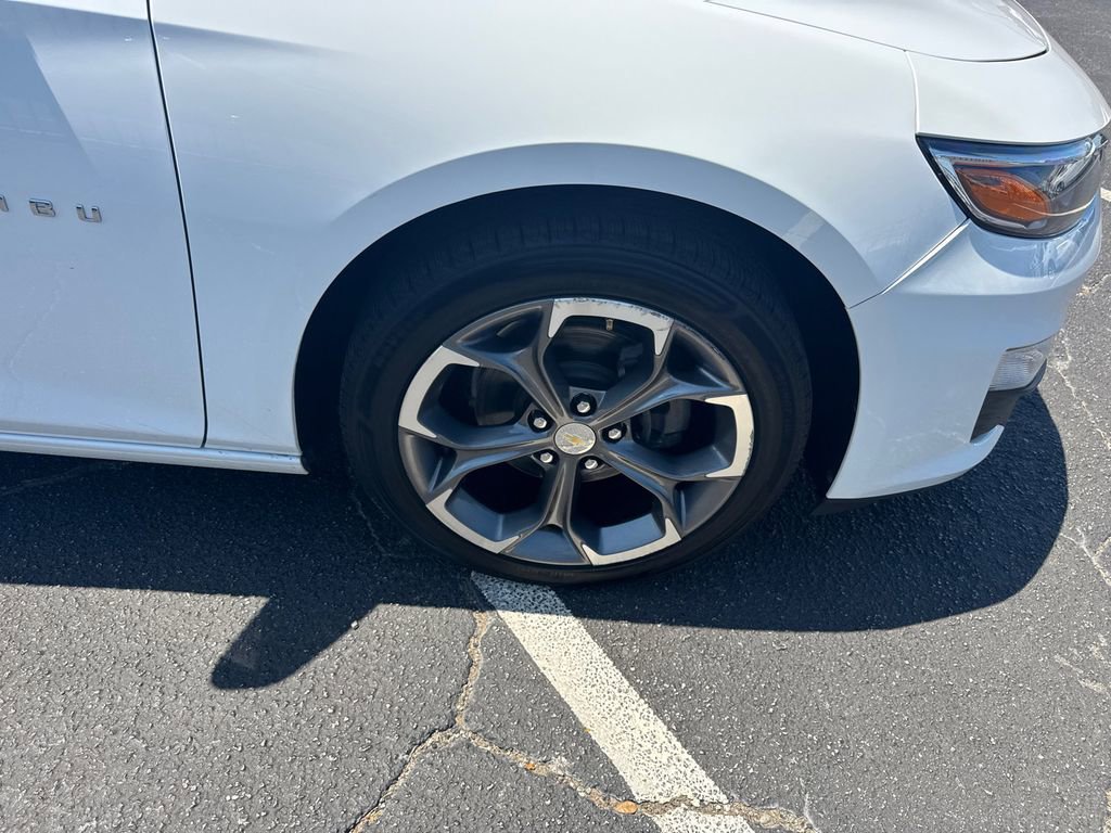 Used 2022 Chevrolet Malibu LT FWD image 13