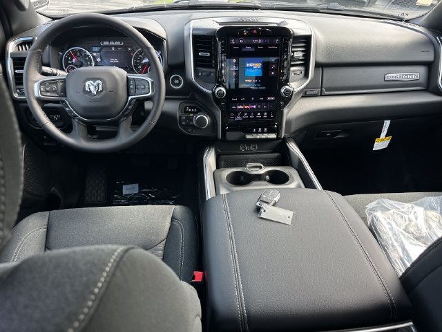 New 2027 RAM 1500 4x4 Crew Cab image 14