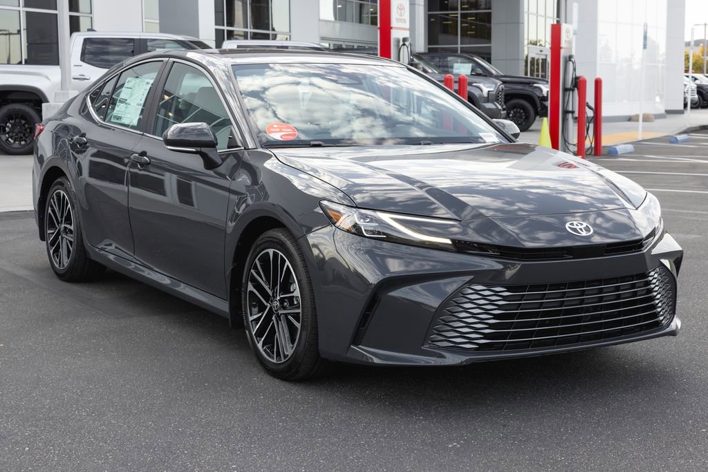 New 2026 Toyota Camry XLE AWD/4WD image 3