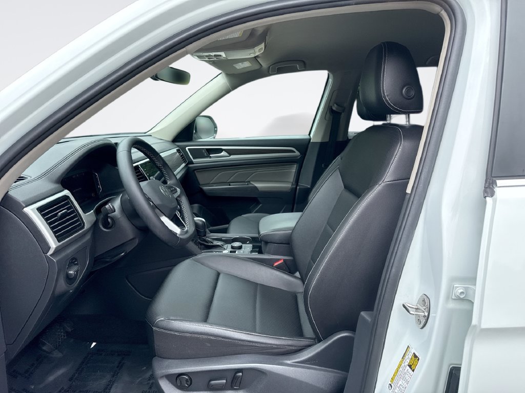 Used 2023 Volkswagen Atlas SE AWD/4WD image 12