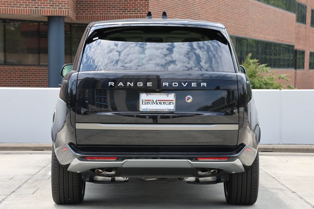 New 2026 Land Rover Range Rover SE AWD/4WD image 3
