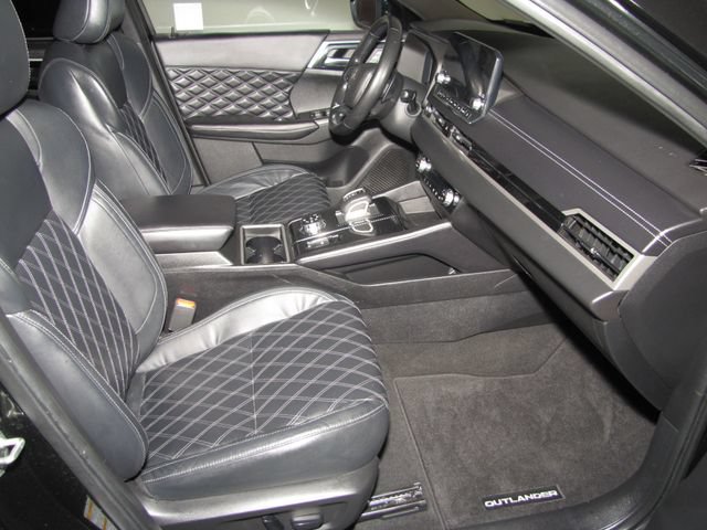 Used 2022 Mitsubishi Outlander SEL AWD/4WD image 19