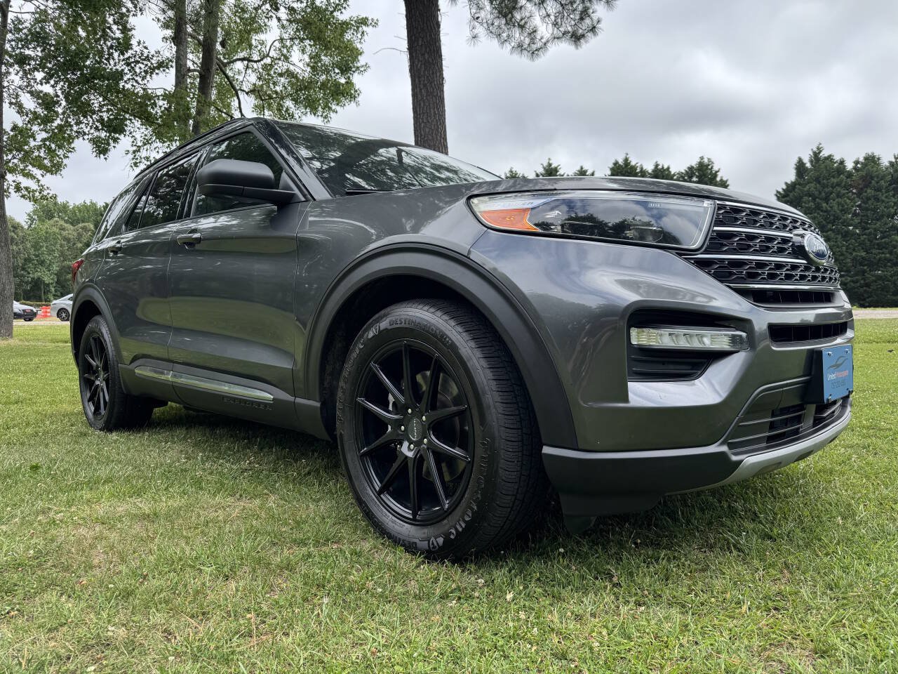 Used 2020 Ford Explorer XLT w/ Equipment Group 202A RWD image 10