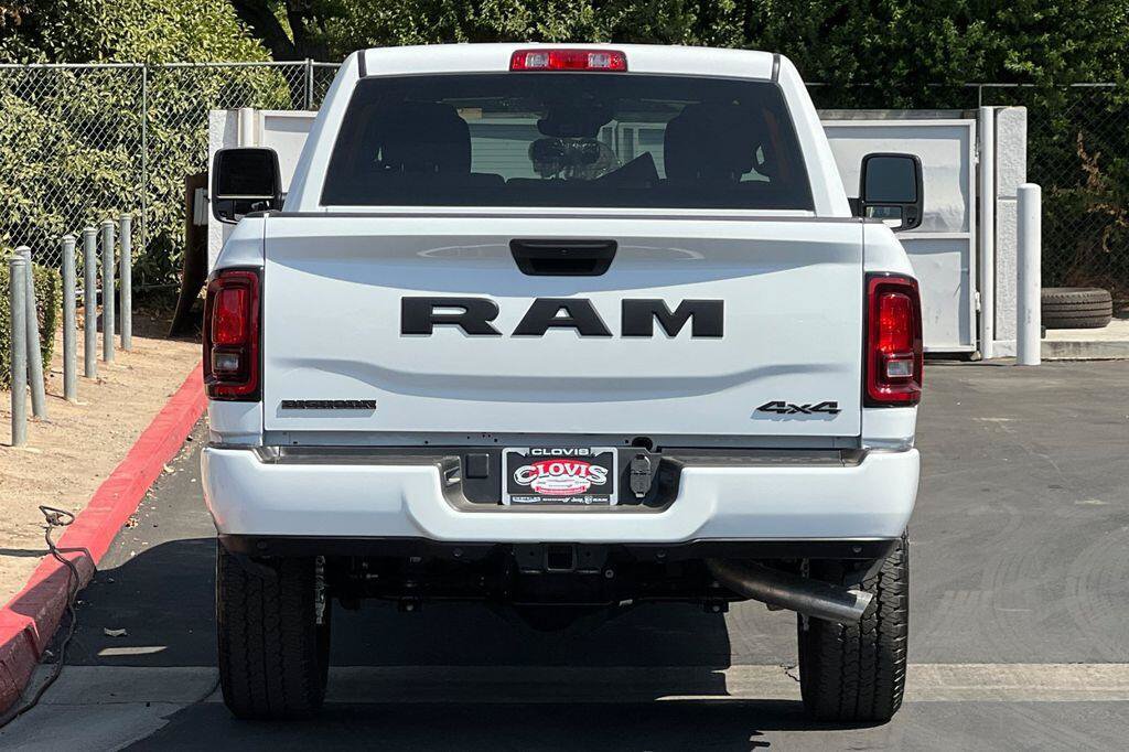 New 2026 RAM 2500 Big Horn AWD/4WD image 5
