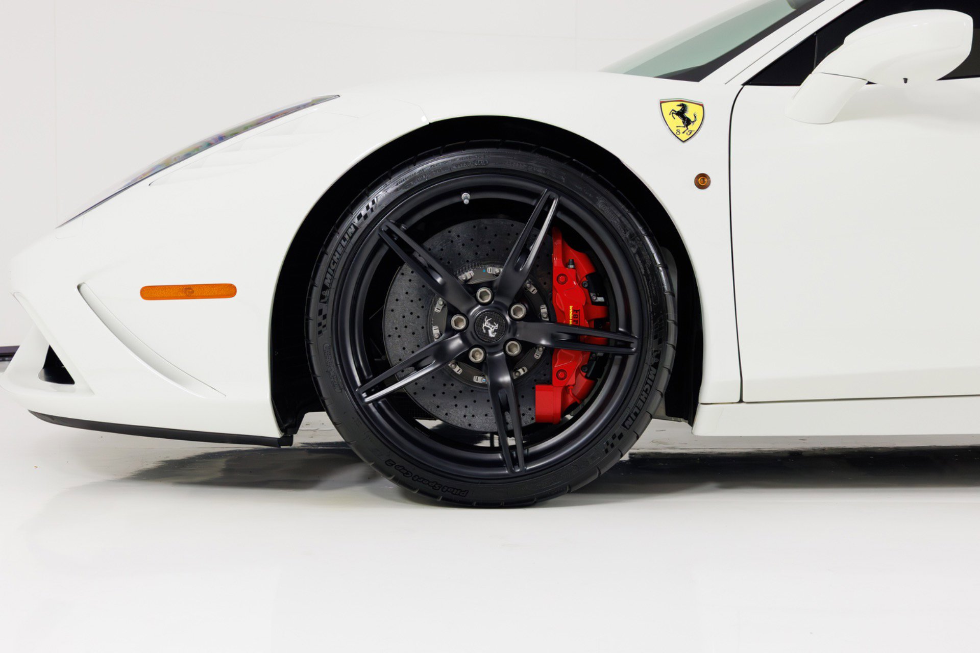 Used 2014 Ferrari 458 Speciale Coupe image 9