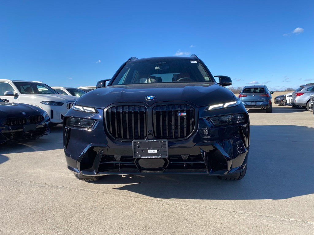 New 2026 BMW X7 M60i AWD/4WD image 2