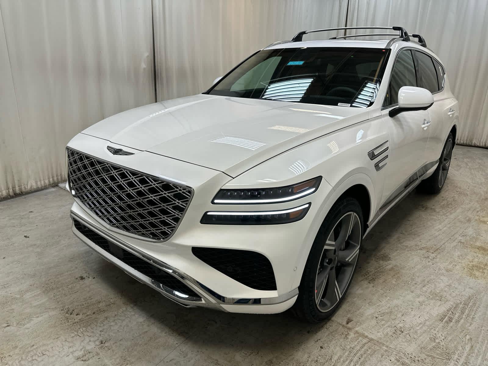 New 2025 Genesis GV80 3.5T Prestige image 3
