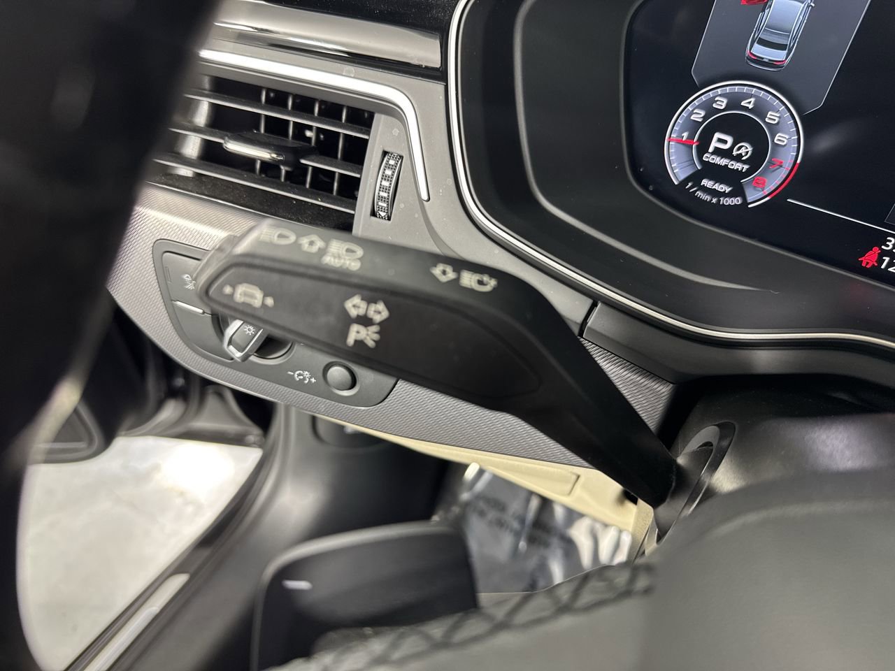 Used 2023 Audi A4 2.0T Premium Plus w/ Premium Plus Package image 14