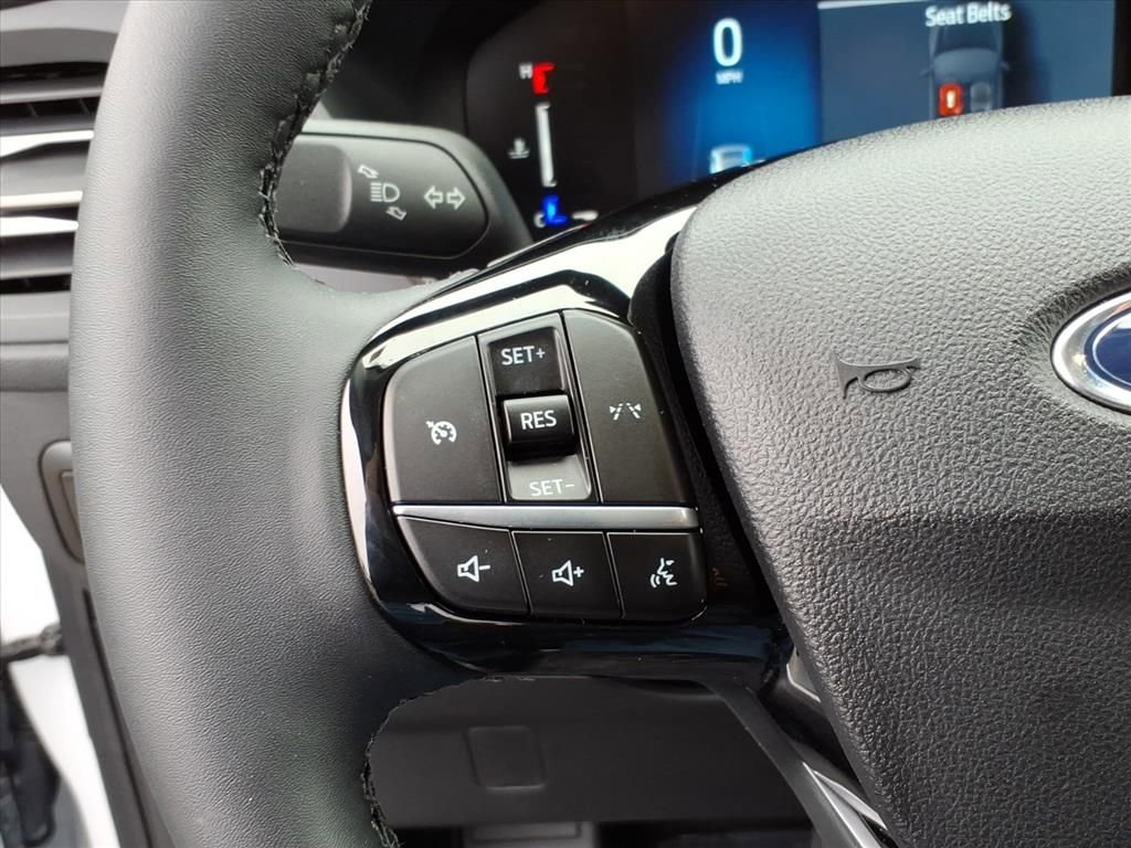 Certified 2023 Ford Escape Active AWD/4WD image 17