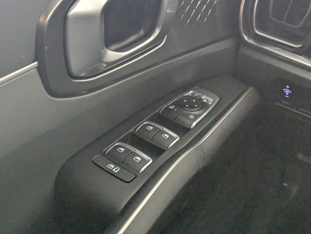 New 2026 Kia Sorento S FWD image 16