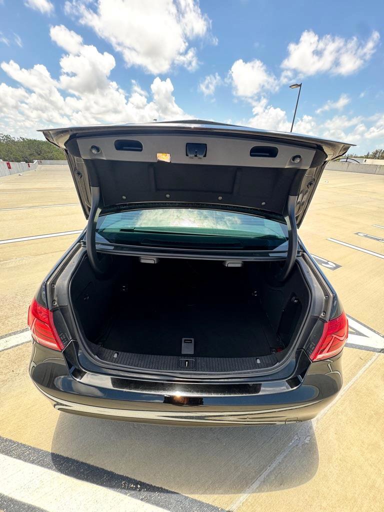 Used 2014 Mercedes-Benz E 350 Sedan image 14