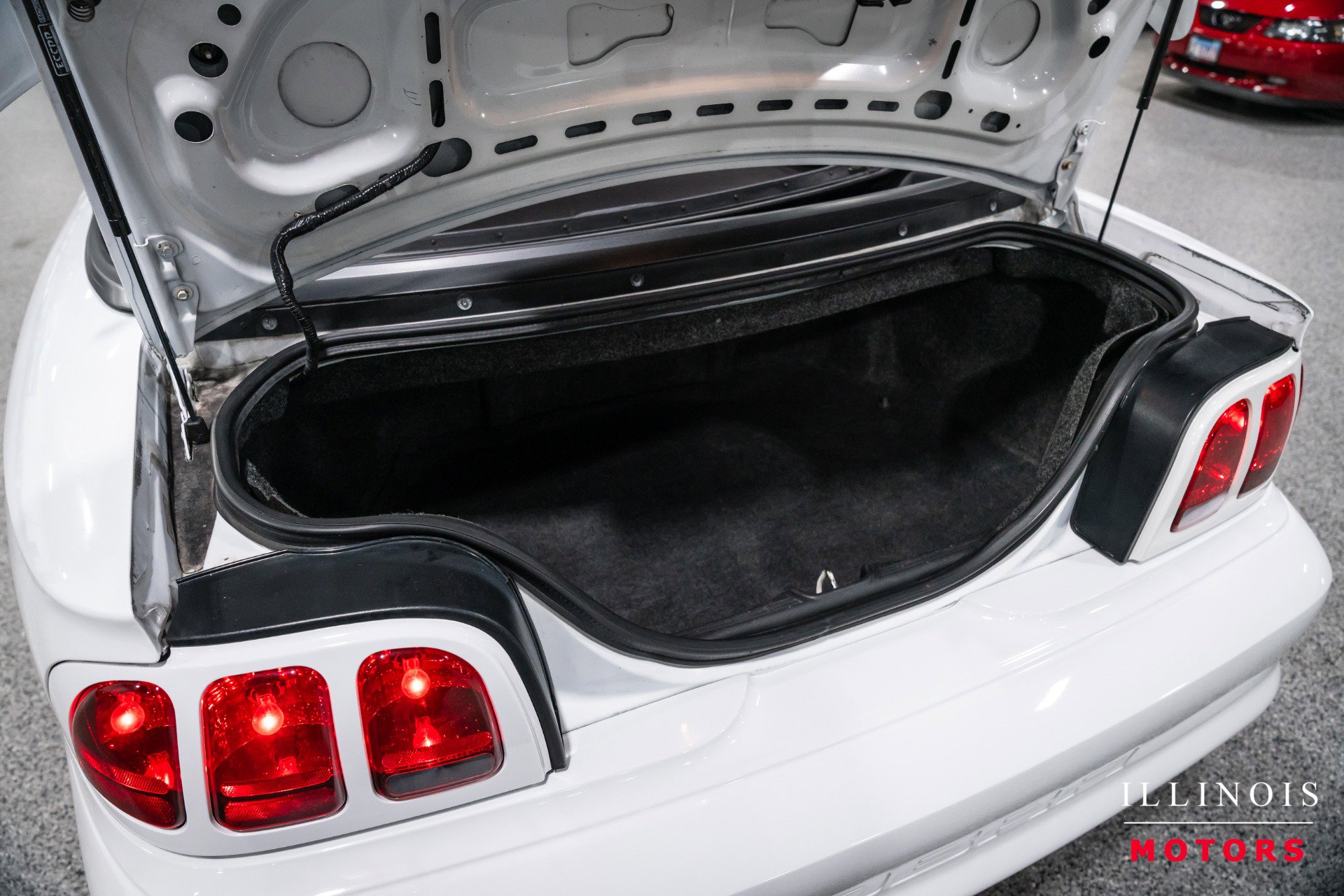 Used 1998 Ford Mustang Cobra RWD image 15