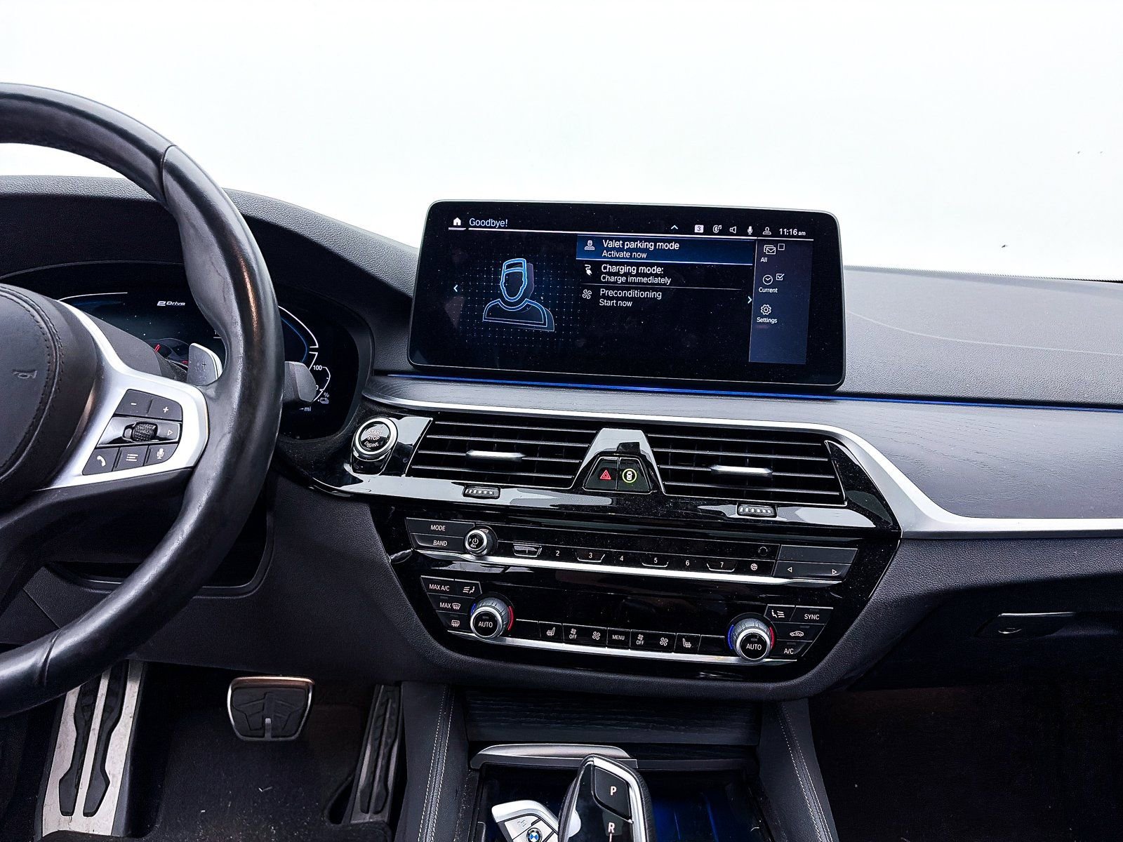 Used 2023 BMW 530e w/ M Sport Package image 8