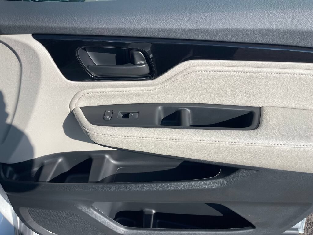 New 2026 Honda Odyssey Touring image 18