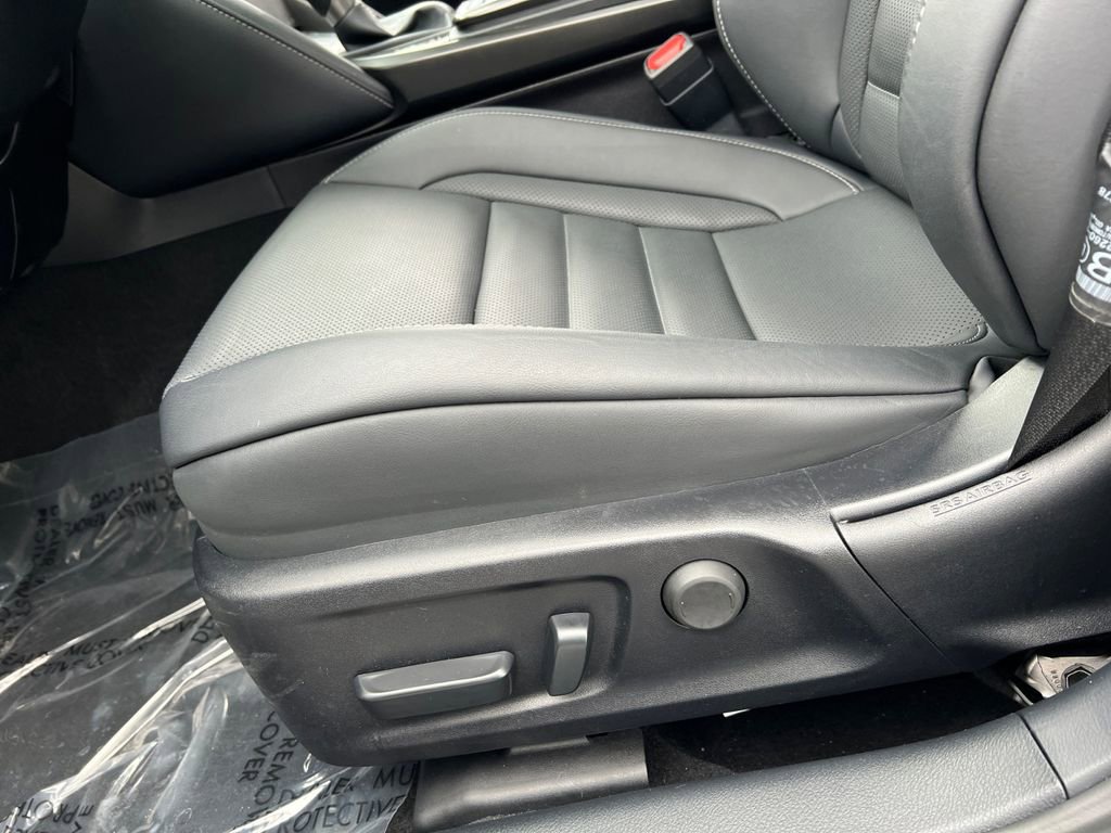 Certified 2023 Lexus IS 350 F Sport image 15