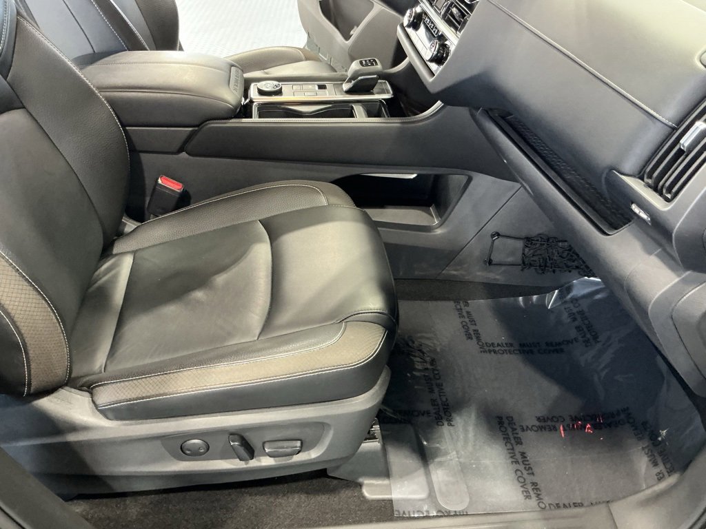 Used 2023 Nissan Pathfinder SL w/ Lighting Package (N92) image 22