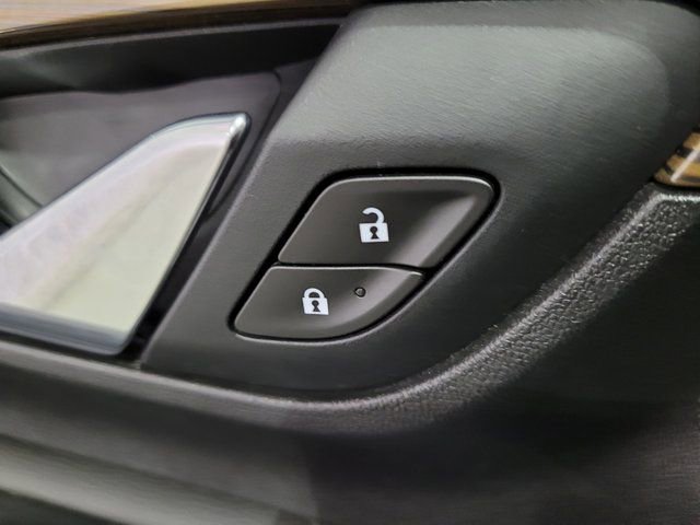 Used 2021 GMC Terrain SLE w/ Driver Convenience Package image 49