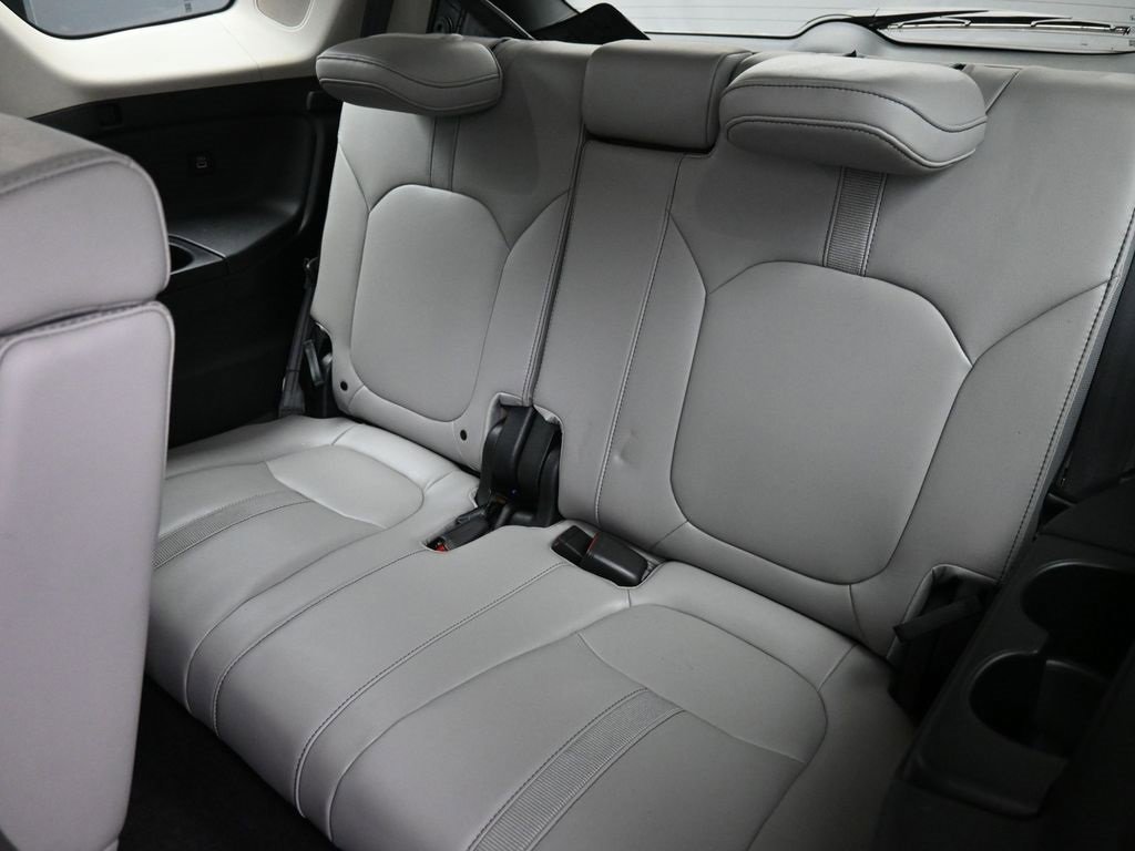 Used 2023 Honda Pilot Touring image 21