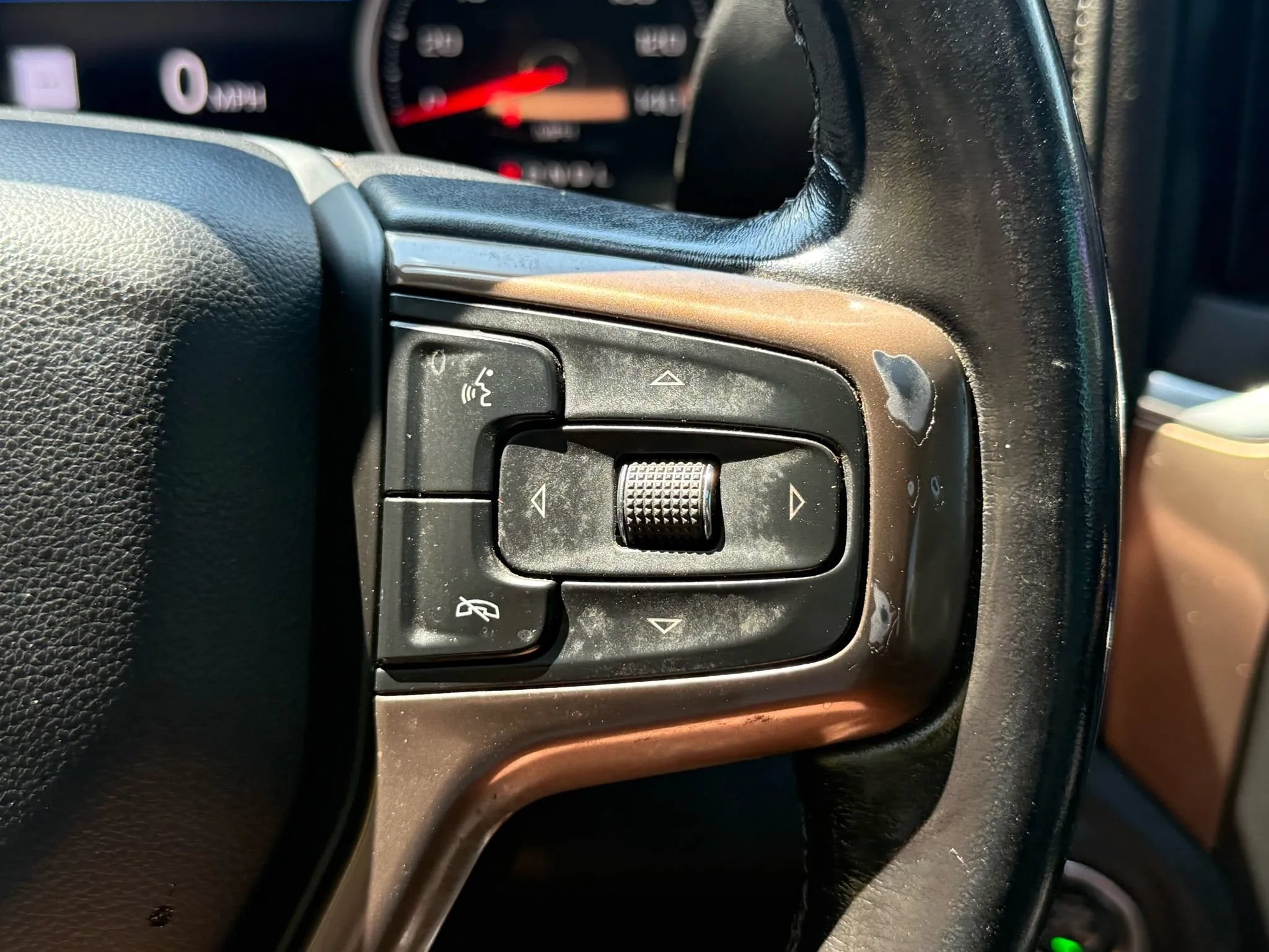 Used 2019 Chevrolet Silverado 1500 High Country w/ Technology Package AWD/4WD image 52