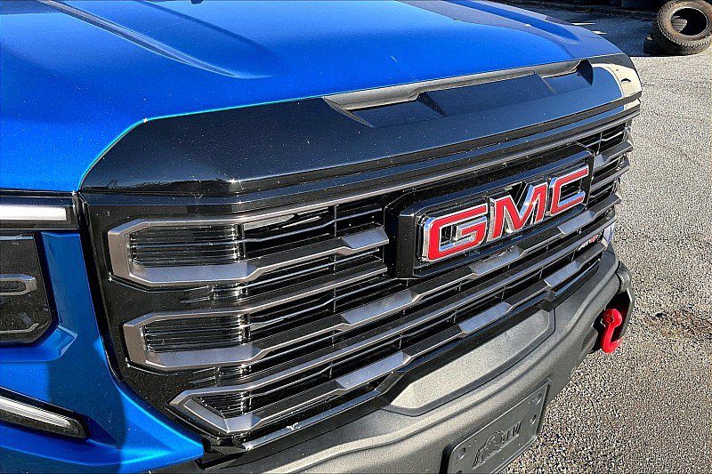 Used 2023 GMC Sierra 1500 AT4X AWD/4WD image 35