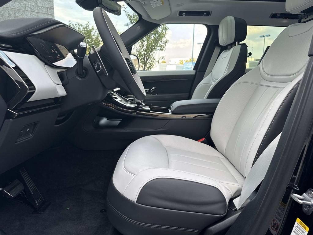 New 2027 Land Rover Range Rover Sport Battersea AWD/4WD image 21