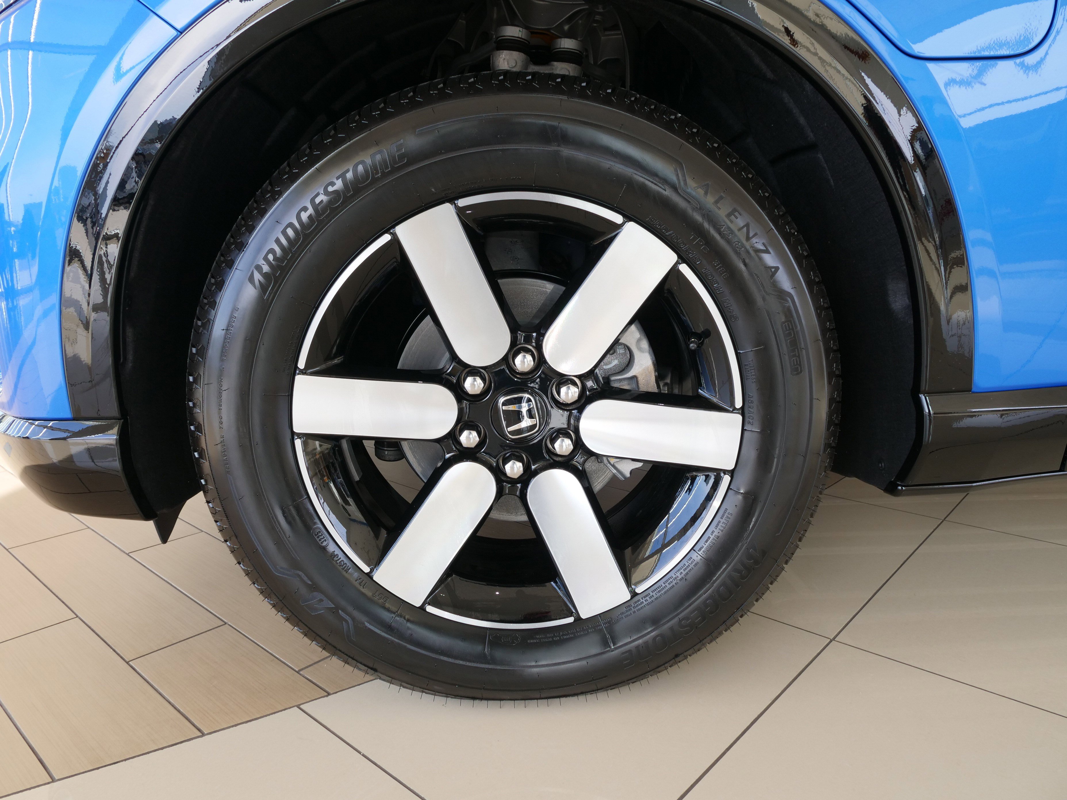 New 2025 Honda Prologue Touring image 13