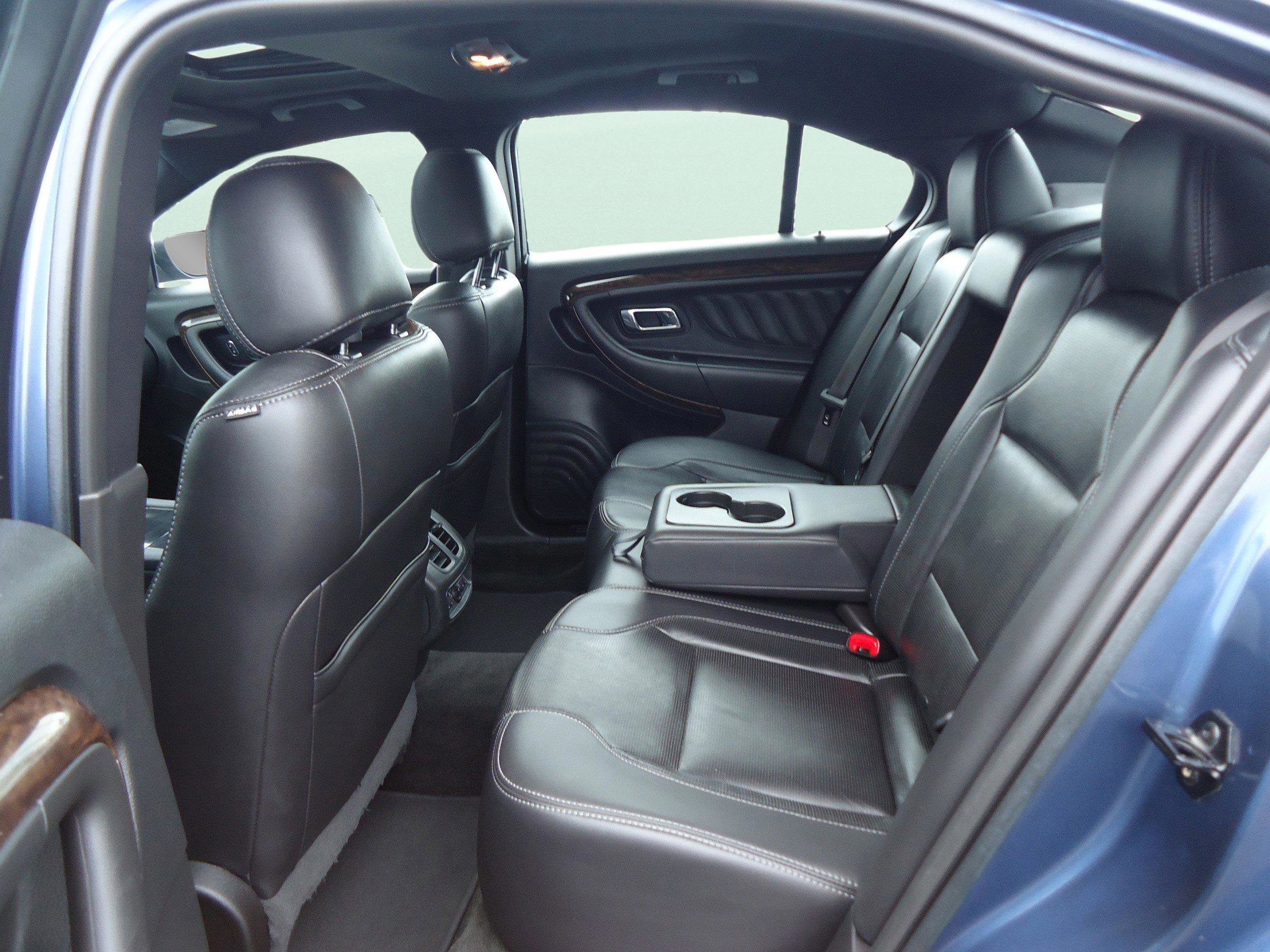 Used 2018 Ford Taurus Limited w/ Driver Assist Package image 28